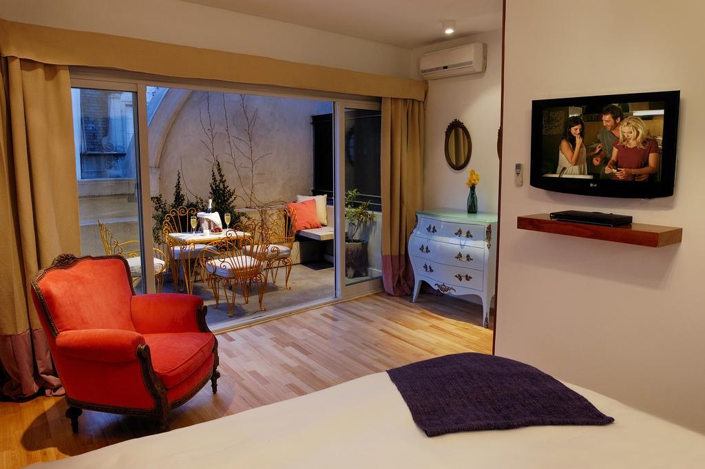 Poetry Building Recoleta Apartment บัวโนสไอเรส ภายนอก รูปภาพ