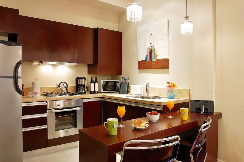 Poetry Building Recoleta Apartment บัวโนสไอเรส ภายนอก รูปภาพ