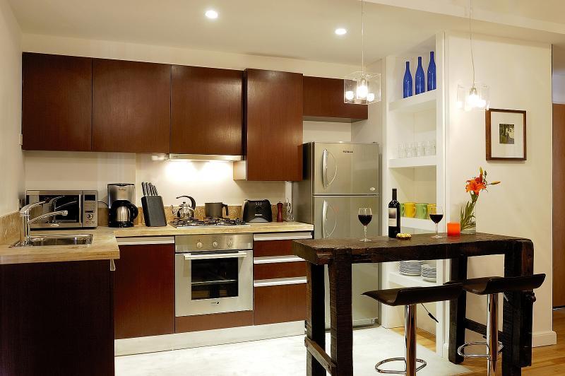 Poetry Building Recoleta Apartment บัวโนสไอเรส ภายนอก รูปภาพ
