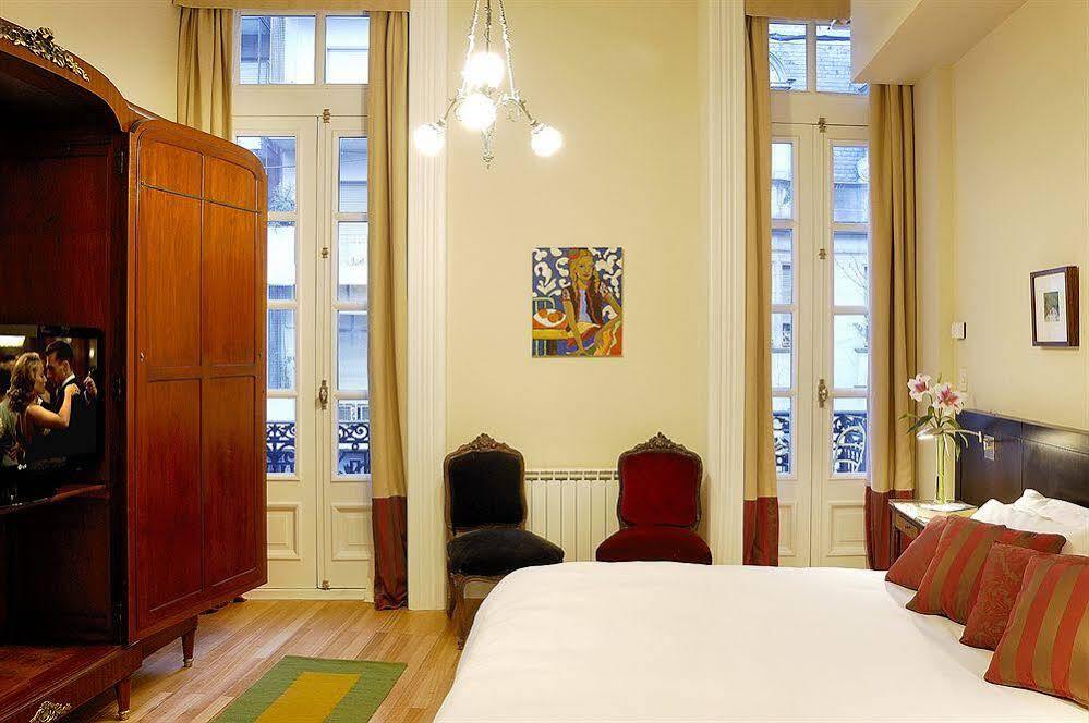 Poetry Building Recoleta Apartment บัวโนสไอเรส ภายนอก รูปภาพ